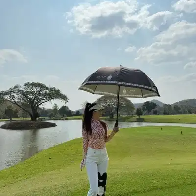 康浩晨